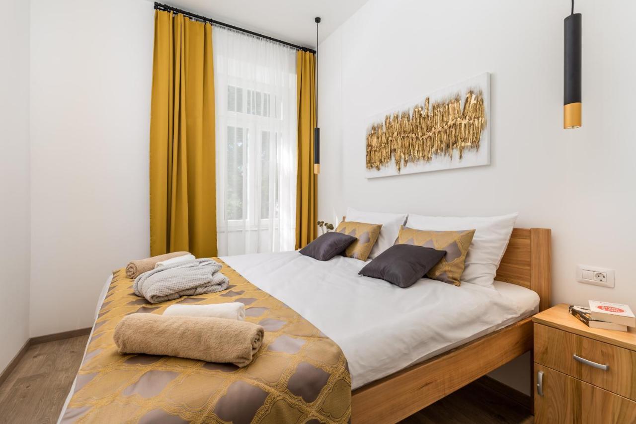 Quiet Center Apartments Rijeka Exterior photo